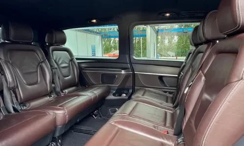 vehicule-vtc-cannes-tout-confort-interieur-minibus