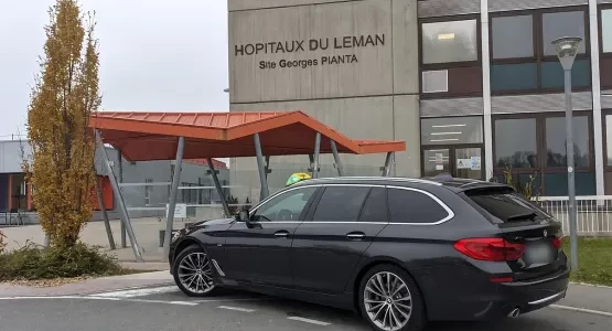 taxi-conventionne-annemasse-devant-les-hopitaux-du-leman