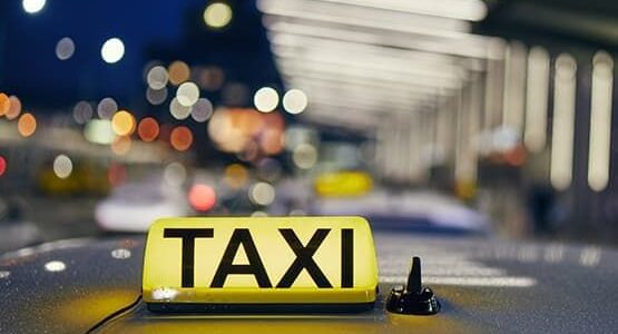 Chauffeur et véhicule de Taxi Aéroport Beauvais